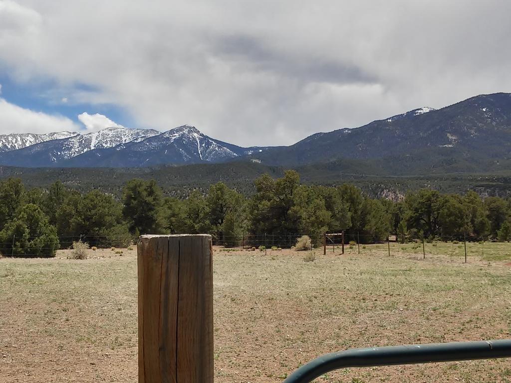 Blue Coyote Ranch Hotel Salida Exterior photo